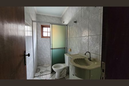 Casa para alugar com 308m², 2 quartos e 3 vagas Casa para alugar com 308m², 2 quartos e 3 vagasEdícola - Banheiro