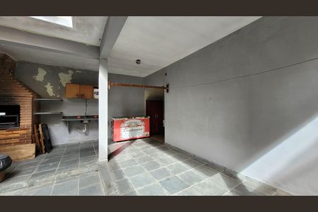 Casa para alugar com 308m², 2 quartos e 3 vagas Casa para alugar com 308m², 2 quartos e 3 vagasÁrea de serviço e Área Gourmet