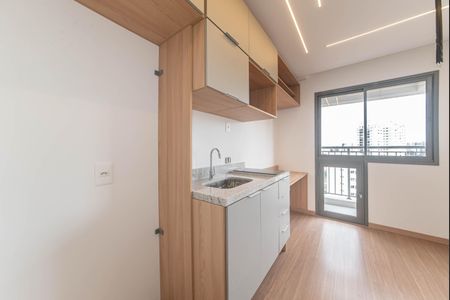 Cozinha de kitnet/studio para alugar com 1 quarto, 20m² em Santo Amaro, São Paulo