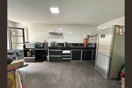 Casa para alugar com 110m², 3 quartos e 2 vagas