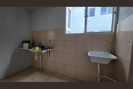 Cozinha de apartamento para alugar com 2 quartos, 44m² em Jequitibá, Vespasiano
