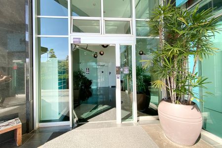 Apartamento à venda com 80m², 1 quarto e 2 vagas Apartamento à venda com 80m², 1 quarto e 2 vagasFachada