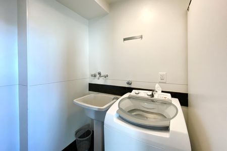 Apartamento à venda com 80m², 1 quarto e 2 vagas Apartamento à venda com 80m², 1 quarto e 2 vagasÁrea de Serviço