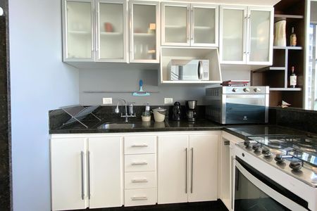 Apartamento à venda com 80m², 1 quarto e 2 vagas Apartamento à venda com 80m², 1 quarto e 2 vagasCozinha