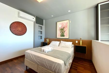 Apartamento à venda com 80m², 1 quarto e 2 vagas Apartamento à venda com 80m², 1 quarto e 2 vagasSuite