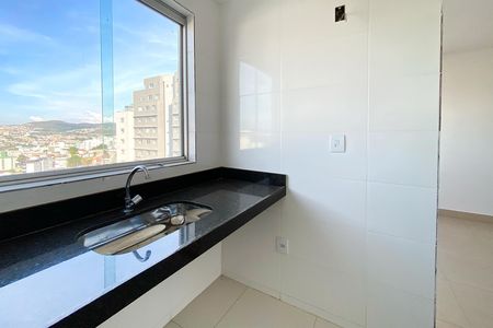 Apartamento à venda com 135m², 2 quartos e 2 vagasCozinha