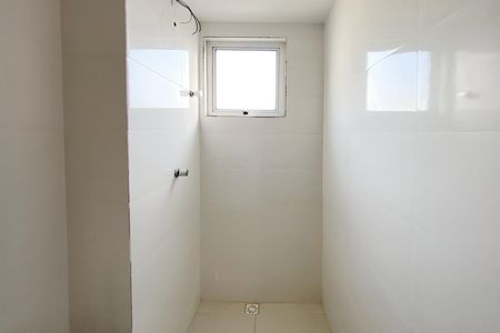 Apartamento à venda com 135m², 2 quartos e 2 vagasBanheiro da Suíte 1
