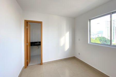 Apartamento à venda com 135m², 2 quartos e 2 vagasSuite 1