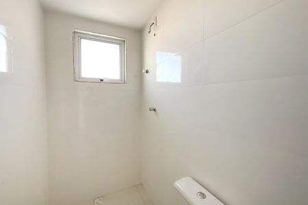 Apartamento à venda com 135m², 2 quartos e 2 vagasBanheiro
