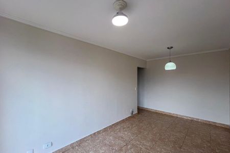 Apartamento à venda com 55m², 2 quartos e 1 vaga Apartamento à venda com 55m², 2 quartos e 1 vagaSala