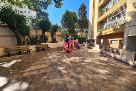 Apartamento à venda com 70m², 2 quartos e 1 vaga Apartamento à venda com 70m², 2 quartos e 1 vagaÁrea comum - Playground