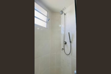 Apartamento à venda com 144m², 4 quartos e 2 vagasBanheiro da suíte