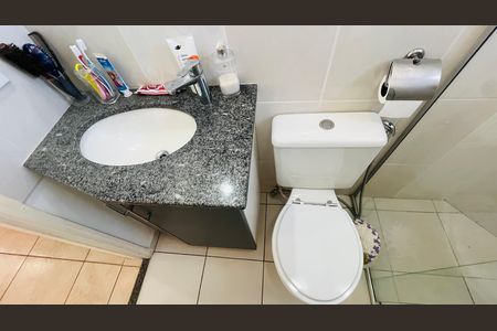 Apartamento à venda com 144m², 4 quartos e 2 vagasBanheiro social 