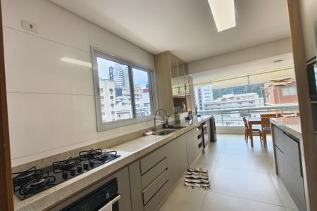 Apartamento para alugar com 149m², 3 quartos e 2 vagas Apartamento para alugar com 149m², 3 quartos e 2 vagasCozinha