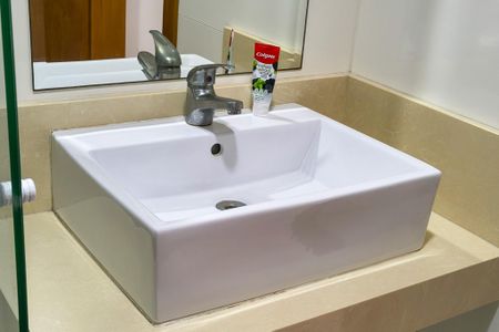 Apartamento para alugar com 149m², 3 quartos e 2 vagas Apartamento para alugar com 149m², 3 quartos e 2 vagasBanheiro da Suíte 1