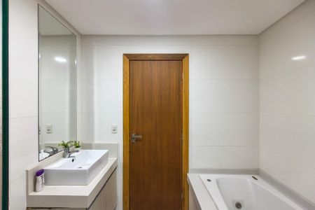 Apartamento para alugar com 149m², 3 quartos e 2 vagas Apartamento para alugar com 149m², 3 quartos e 2 vagasBanheiro da Suíte 3