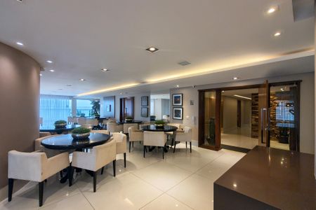 Apartamento para alugar com 149m², 3 quartos e 2 vagas
