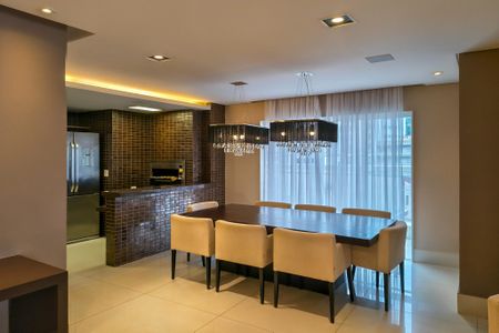 Apartamento para alugar com 149m², 3 quartos e 2 vagas