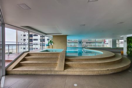 Apartamento para alugar com 149m², 3 quartos e 2 vagas Apartamento para alugar com 149m², 3 quartos e 2 vagasÁrea comum - Piscina