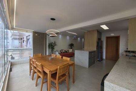 Apartamento para alugar com 149m², 3 quartos e 2 vagas Apartamento para alugar com 149m², 3 quartos e 2 vagasSala