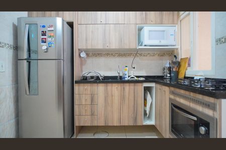 Casa à venda com 105m², 2 quartos e 2 vagasCozinha 