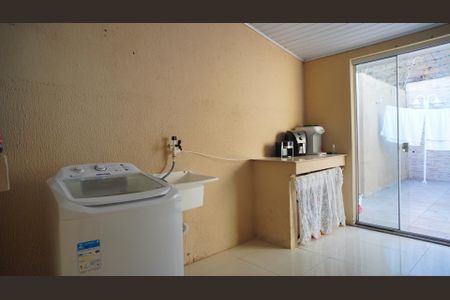 Lavanderia  de casa à venda com 2 quartos, 105m² em Jardim Dona Leopoldina, Porto Alegre