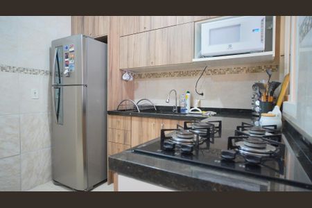 Cozinha  de casa à venda com 2 quartos, 105m² em Jardim Dona Leopoldina, Porto Alegre