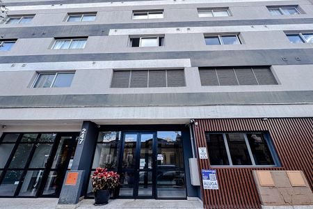 Apartamento para alugar com 27m², 1 quarto e sem vaga Apartamento para alugar com 27m², 1 quarto e sem vagaFachada com Plaquinha