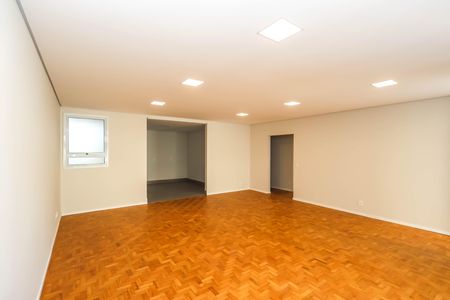 Sala de casa à venda com 3 quartos, 400m² em Vila Mariana, São Paulo
