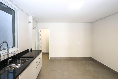 Cozinha de casa à venda com 3 quartos, 400m² em Vila Mariana, São Paulo