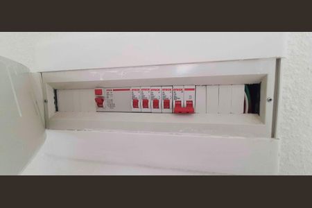Apartamento à venda com 42m², 1 quarto e sem vagaQuadro de Luz