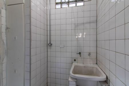 Casa para alugar com 120m², 2 quartos e 2 vagasArea de Serviço 