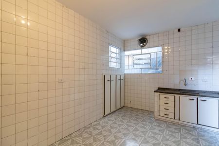 Casa para alugar com 120m², 2 quartos e 2 vagasCozinha