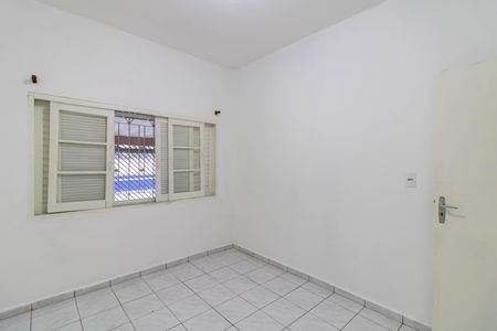 Casa para alugar com 120m², 2 quartos e 2 vagasQuarto 1