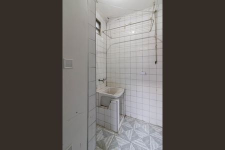 Casa para alugar com 120m², 2 quartos e 2 vagasArea de Serviço 