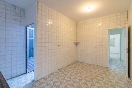 Casa para alugar com 120m², 2 quartos e 2 vagasCozinha