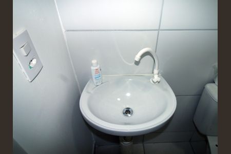 Apartamento à venda com 41m², 2 quartos e sem vagaBanheiro
