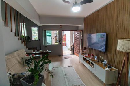 Casa à venda com 125m², 3 quartos e 3 vagasSala