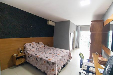 Casa à venda com 125m², 3 quartos e 3 vagasSuíte 