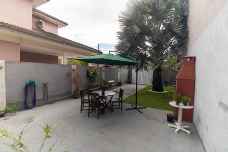 Casa à venda com 125m², 3 quartos e 3 vagasÁrea externa