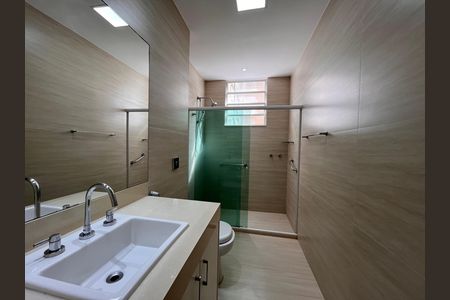 Apartamento para alugar com 137m², 3 quartos e 1 vaga Apartamento para alugar com 137m², 3 quartos e 1 vagaBanheiro 1