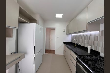 Apartamento para alugar com 137m², 3 quartos e 1 vaga Apartamento para alugar com 137m², 3 quartos e 1 vagaCozinha