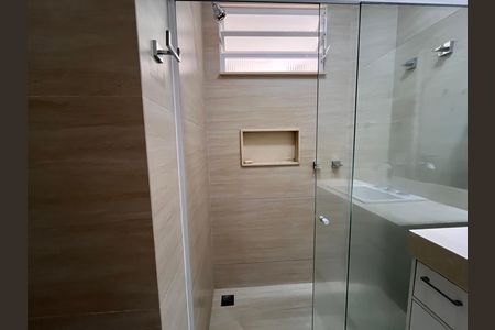 Apartamento para alugar com 137m², 3 quartos e 1 vaga Apartamento para alugar com 137m², 3 quartos e 1 vagaBanheiro 2