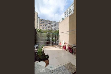 Apartamento à venda com 98m², 2 quartos e sem vagaÁrea de serviço