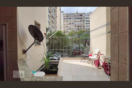 Apartamento à venda com 98m², 2 quartos e sem vagaÁrea de serviço