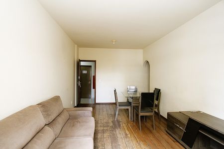 Apartamento à venda com 82m², 2 quartos e 1 vagaSala
