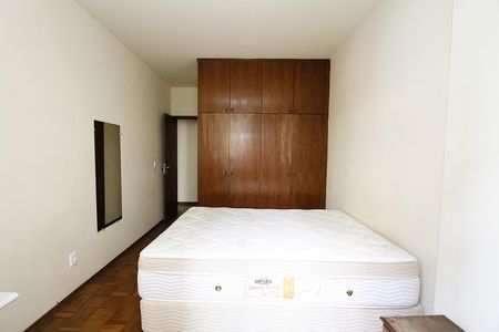 Apartamento à venda com 82m², 2 quartos e 1 vagaQuarto 2