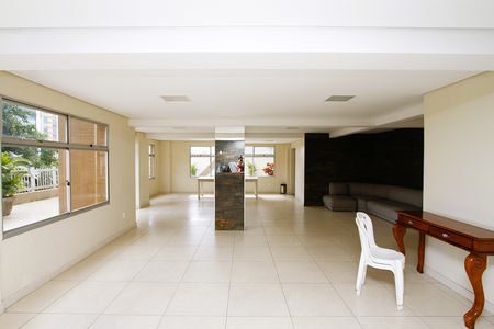 Apartamento à venda com 82m², 2 quartos e 1 vagaÁrea comum - Salão de festas