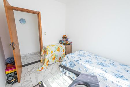 Casa à venda com 220m², 2 quartos e 5 vagasquarto 2