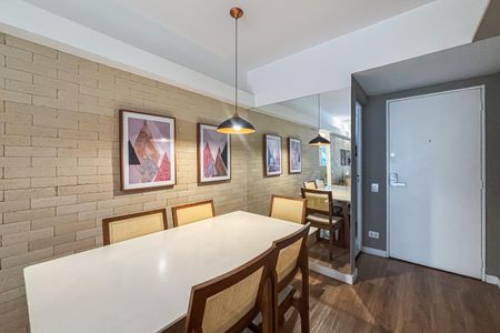 Apartamento para alugar com 80m², 2 quartos e 1 vagaSala